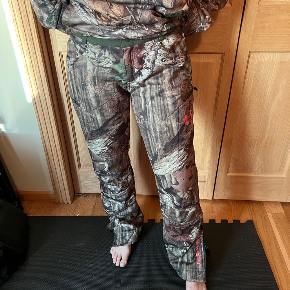 Women’s Under Armour Camo Pants Realtree